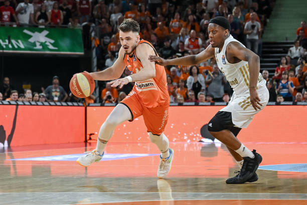 年轻球员 年轻球员